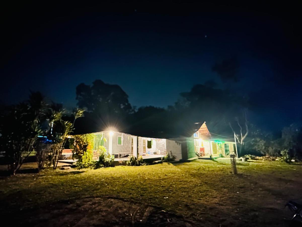 Хостел Dreamwoods A Travellers Farm Дармсала Екстер'єр фото