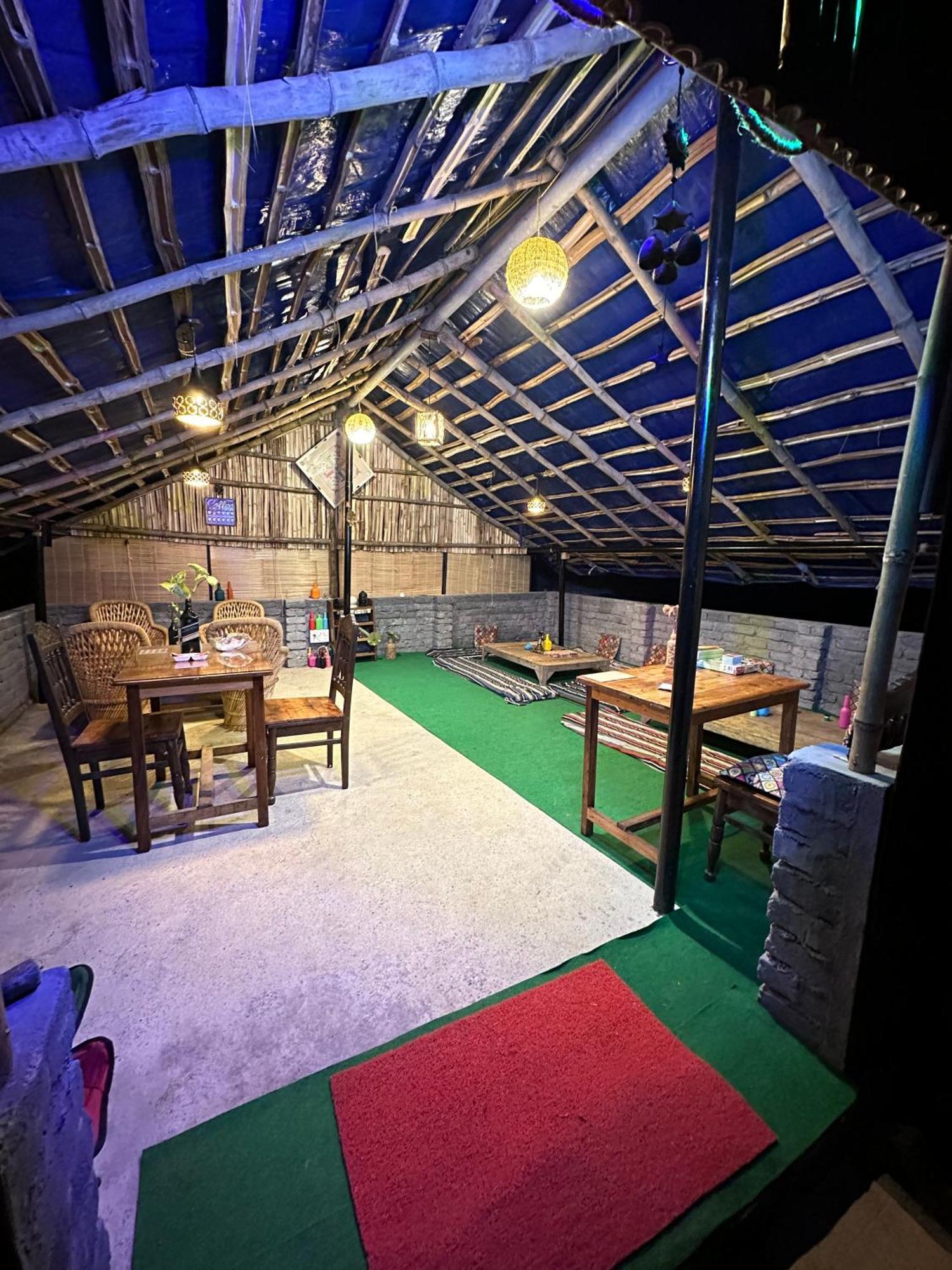 Хостел Dreamwoods A Travellers Farm Дармсала Екстер'єр фото